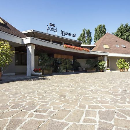Hotel I Diamanti Garlasco Bagian luar foto